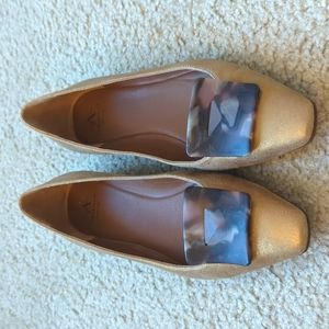 Aquatalia pointy ballet flats